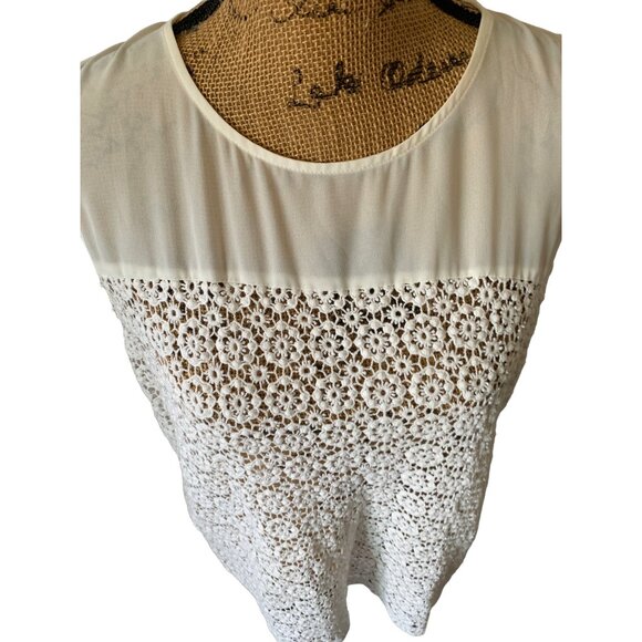 🍒 2/$20 🍒 Lace Front Sheer Back Ivory Tank Top Large - Picture 2 of 4